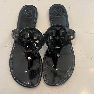 Tory Burch Miller Sandals 10 black patent